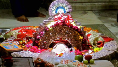 Yogmaya Temple Delhi Guide | Timings, Poojas, History & Travel Tips